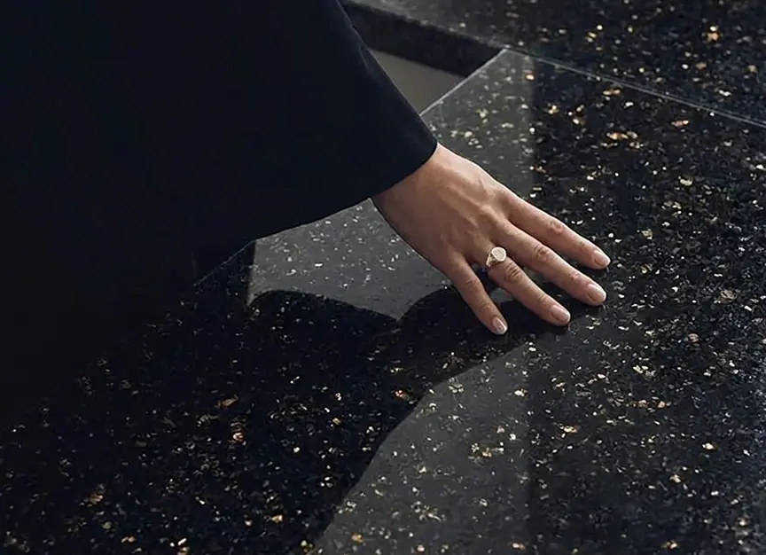 Dark Countertop